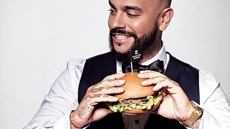Тимати открывает свой ресторан «Black Star Burger» в Минске.