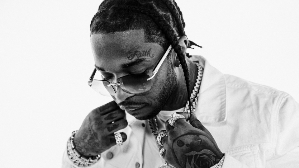 POP SMOKE feat. ROWDY REBEL с клипом «MAKE IT RAIN»