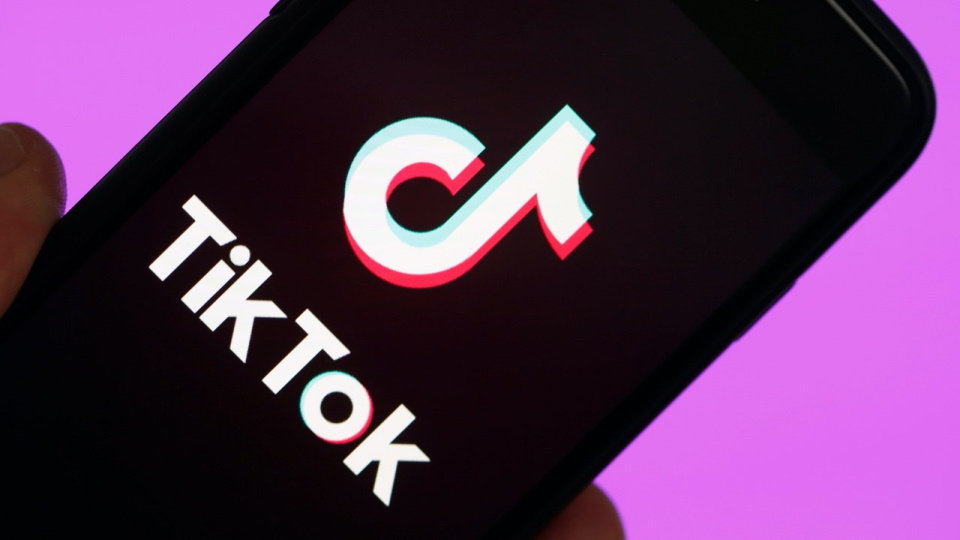 TikTok достигает 1 миллиарда активных пользователей в месяц